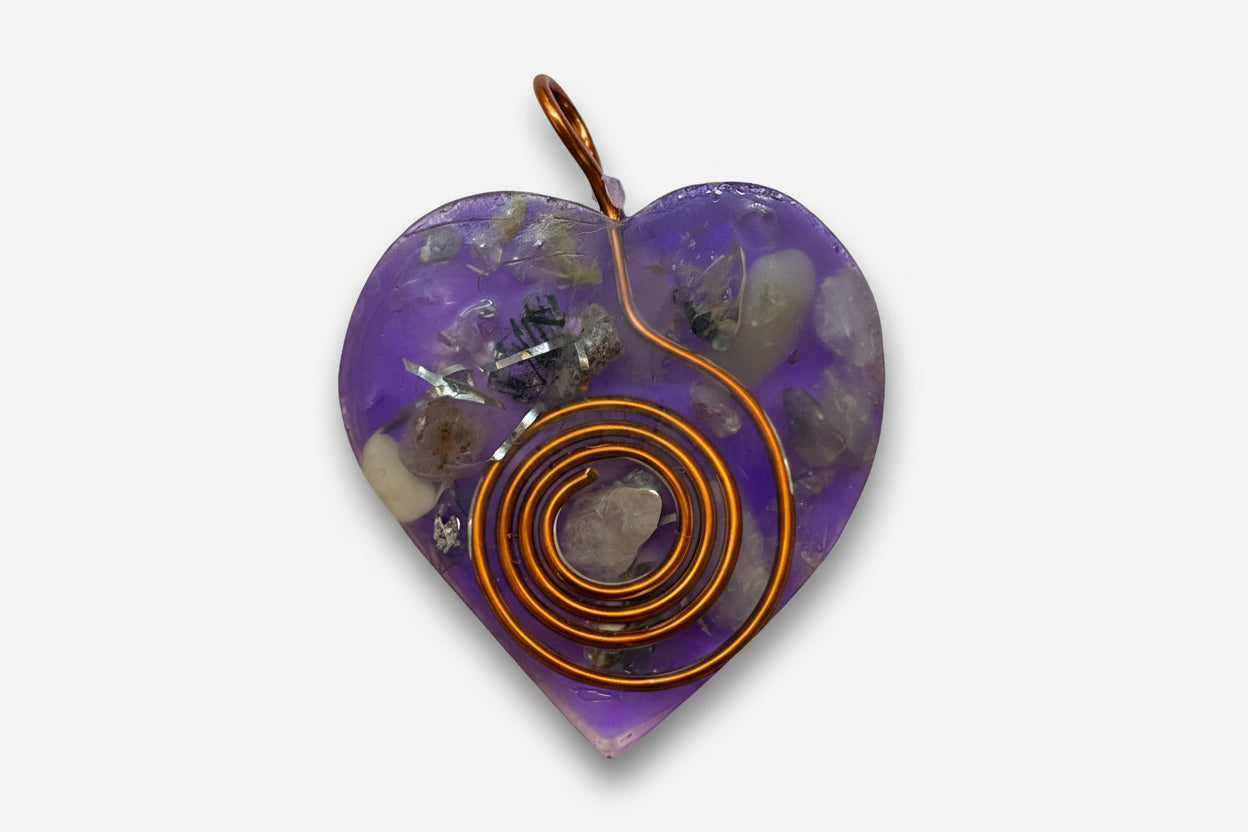Orgonita Colgante Corazon Dije Amuleto Limpia La Energía