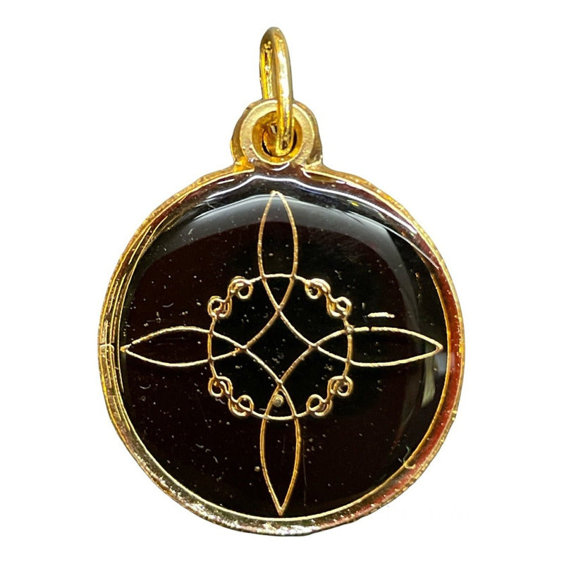 Witches Knot Pendant Encapsulated With The 7 Gold Plated Metals