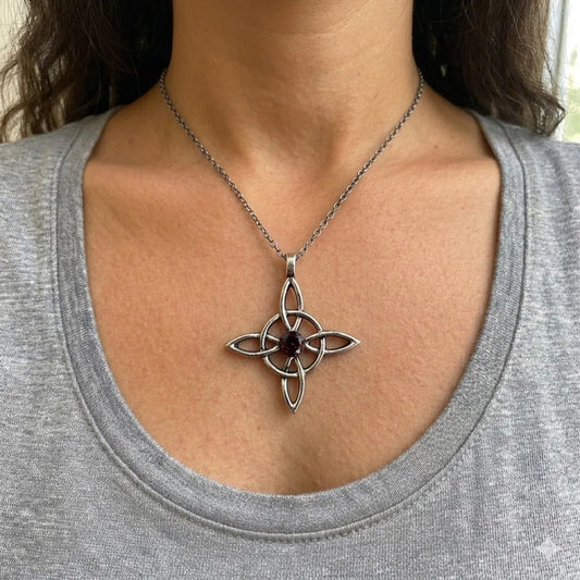 Dije Nudo De Bruja Celta Con Cristal Rojo 4 Cm Piedra Granate