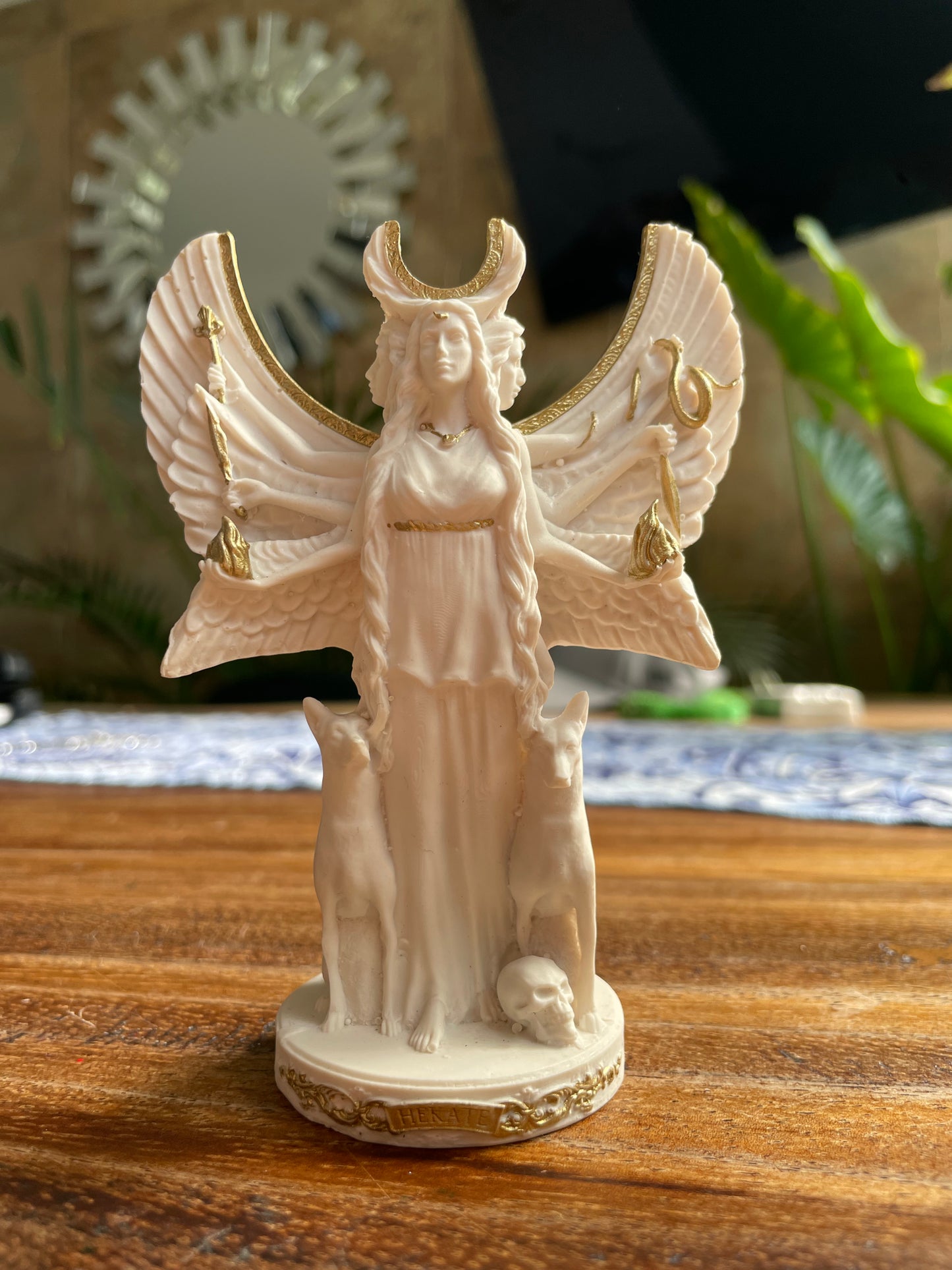 hecate resin sculpture 12 cm high