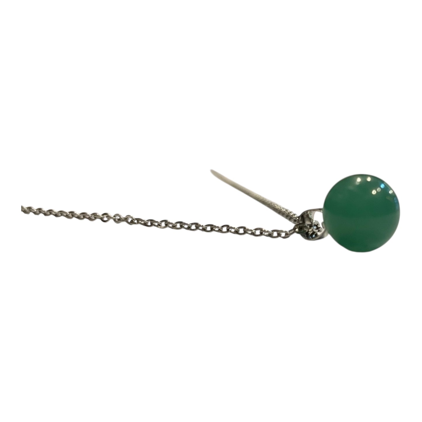 cuarzo en esfera con cadena de acero