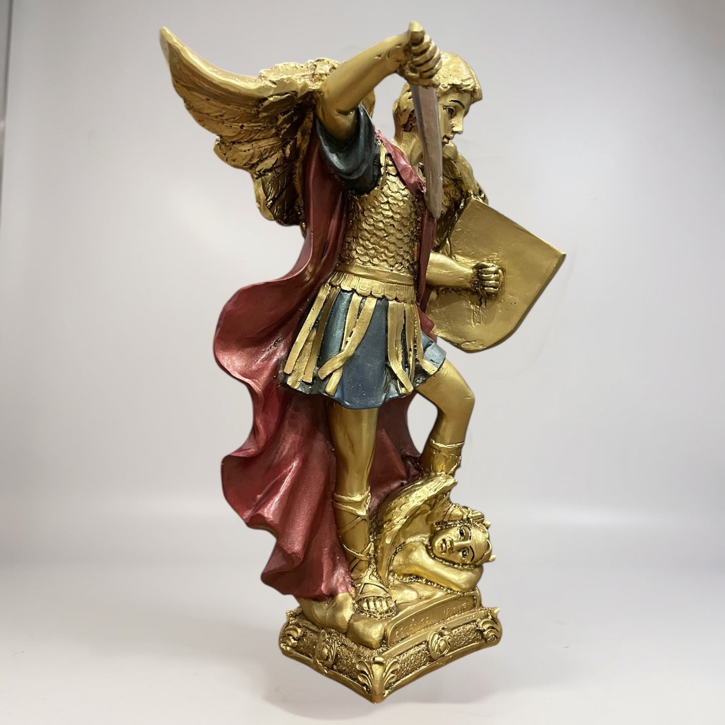 Erzengel Gabriel, Figur aus goldenem Kunstharz, mittelgroß, 22 cm hoch