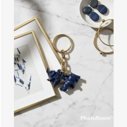 Llavero De Rinoceronte Y Elefante Azul