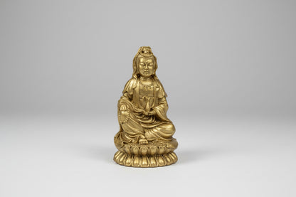 kwan Yin Diosa Del Amor Y Las Bendiciones Figura Resina by HEREJE