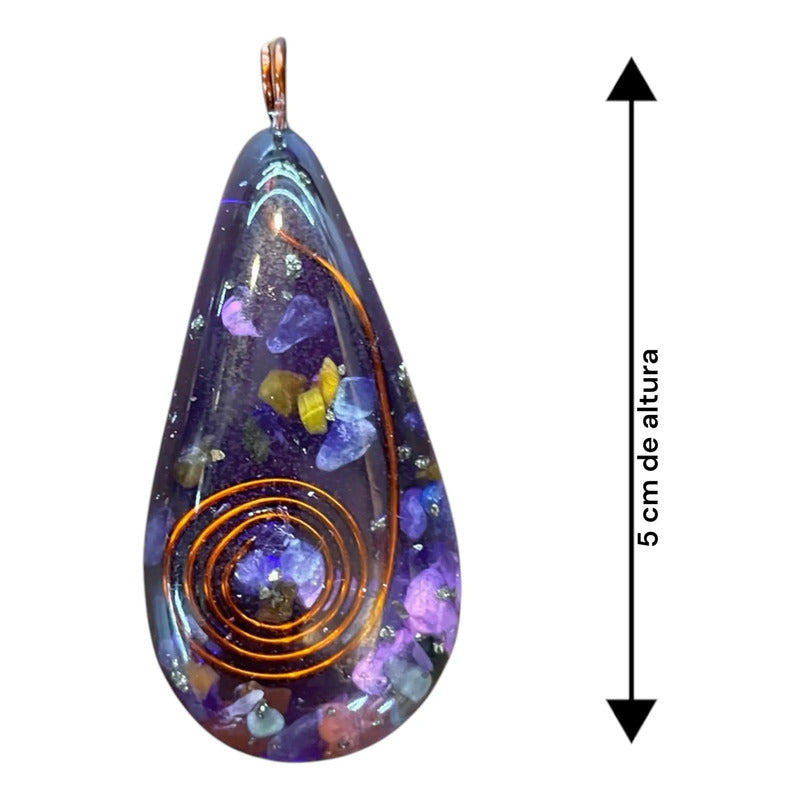 Orgonita Dije En Forma De Gota 5 Cm De Altura. Purpura by HEREJE