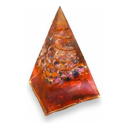 Orgonitpyramide 7 cm und rotes Harz