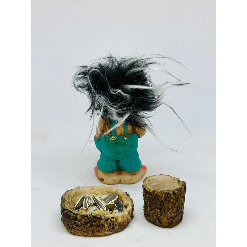 Troll Friendship + Feeder 9cm National Resin Figure