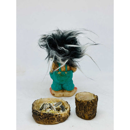 Troll Friendship + Feeder 9cm National Resin Figure