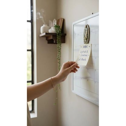 Virgen De Guadalupe Iman Decorativo 7 Cm De Altura Bronce Viejo