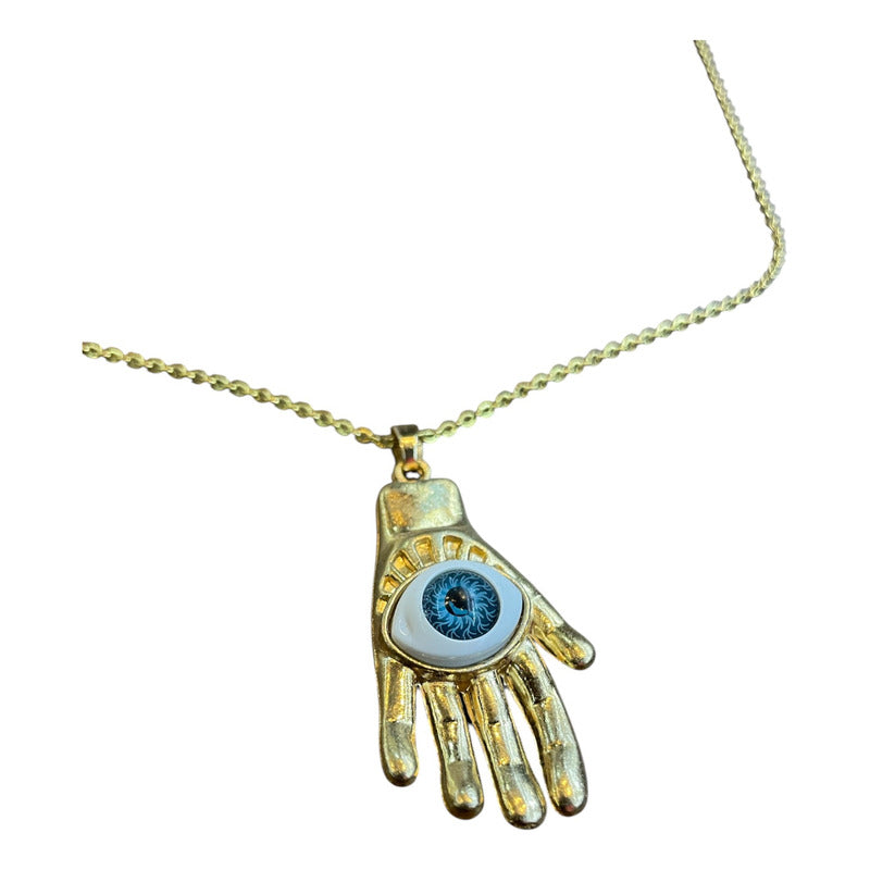 Mano Con Ojo Dije Con Cadena En Metal Dorado