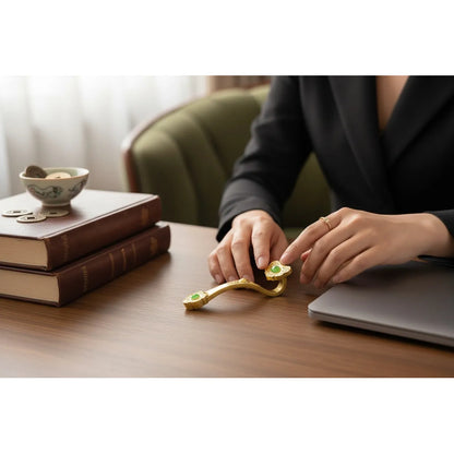 Ru Yi Amuleto De Metal Para La Riqueza 7.5 Cm Dorado