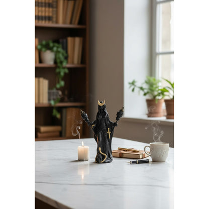Hecate Escultura De Resina De 16 Cm De Alto by HEREJE