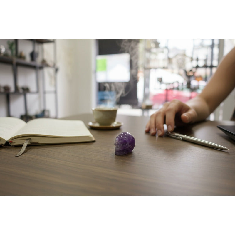 Escultura De Amatista En Forma De Craneo  2cm De Alto Amatista