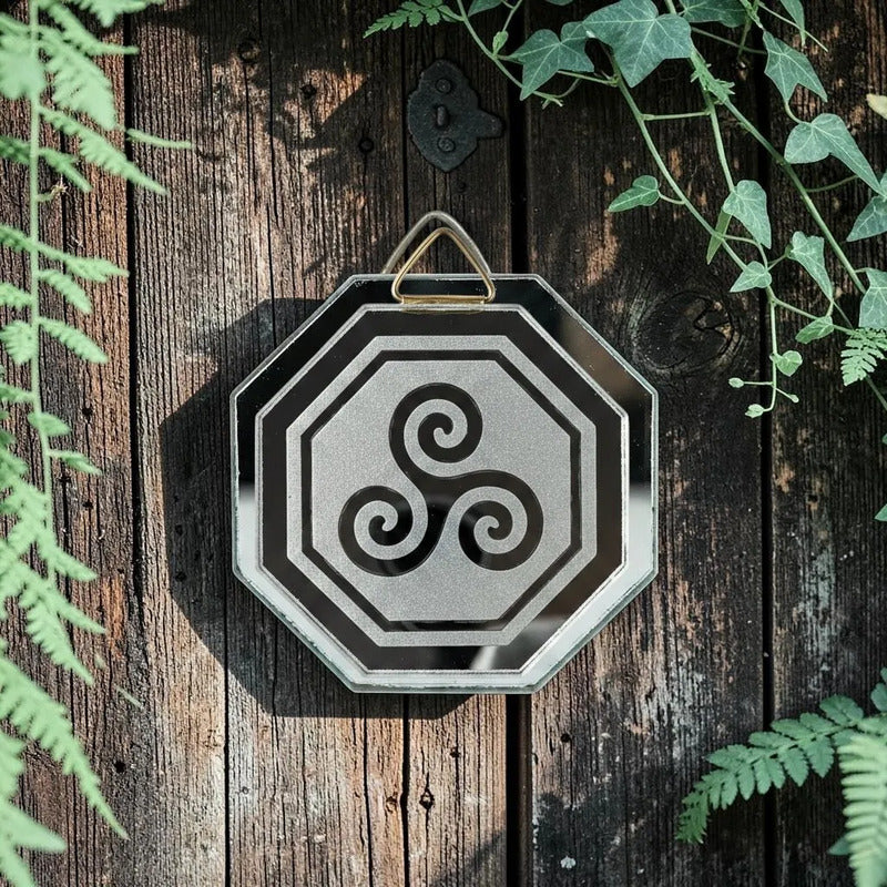 Espejo Octagonal, Grabado Con Símbolos Esotéricos De 5 Cm Trisquel by HEREJE