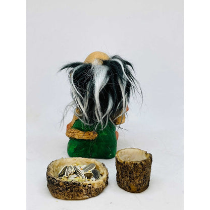 Troll Wishes + Feeder 10cm National Resin Figure
