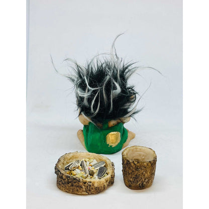 Troll Understanding 8 Cm National Resin Figure.