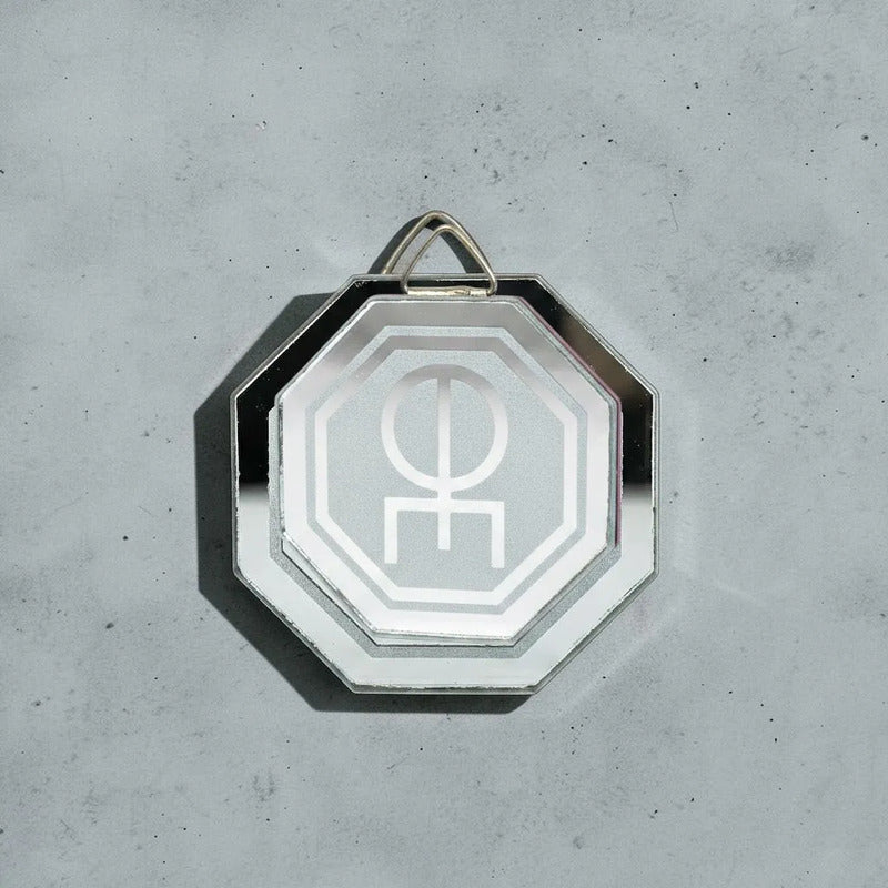 Espejo Octagonal, Grabado Con Símbolos Esotéricos De 5 Cm Amor Arte Y Armonia by HEREJE