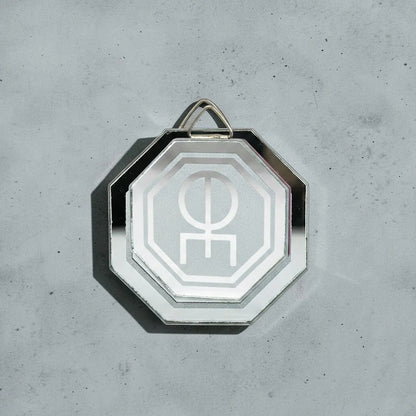 Espejo Octagonal, Grabado Con Símbolos Esotéricos De 5 Cm Amor Arte Y Armonia by HEREJE