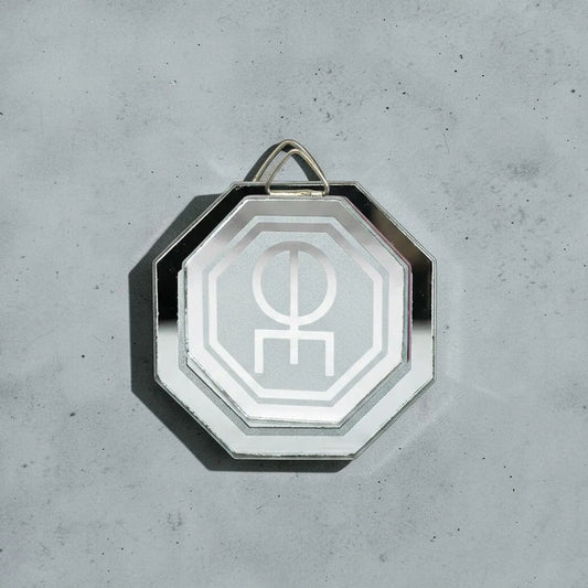 Espejo Octagonal, Grabado Con Símbolos Esotéricos De 5 Cm Amor Arte Y Armonia by HEREJE