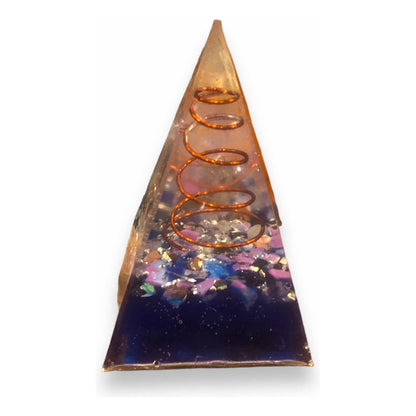 Pirámide De Orgonita 7cm Con Resina Color Azul