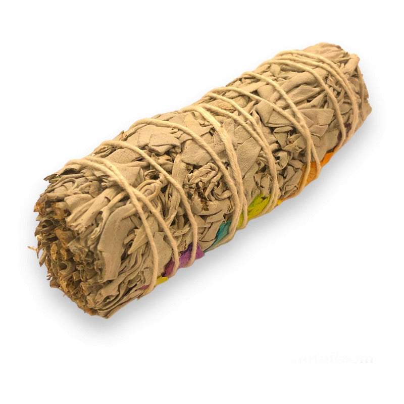 Salbei-Räucherstäbchen mit Rosenblüten