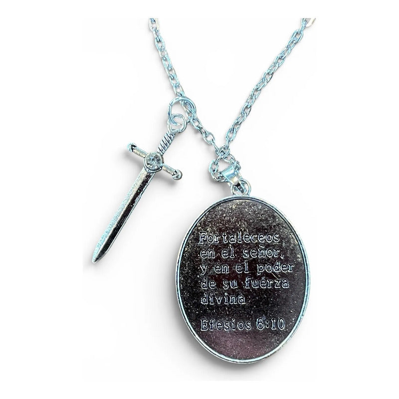 Collar Con Dije Medalla San Miguel Arcángel Acero Inoxidable Plateado by HEREJE
