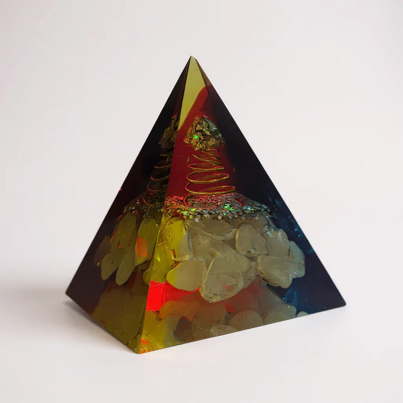 Piramides De Resina Pulida Varios Modelos 8.5x7x7 Cm