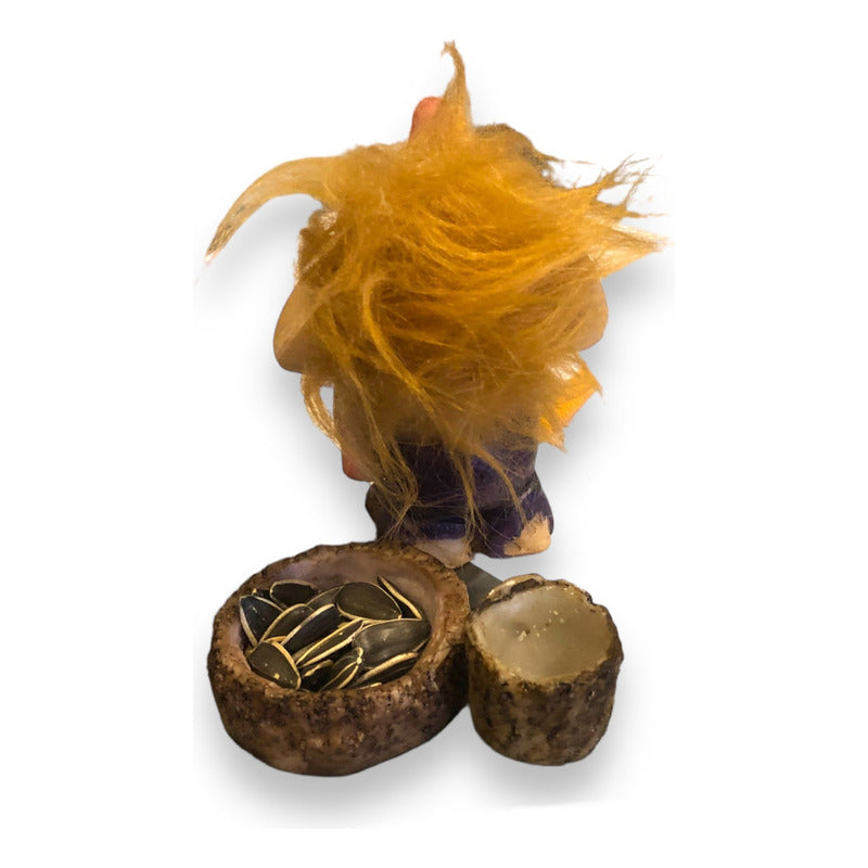 Troll Pleasures + Feeder 10 cm Figur aus Nationalharz
