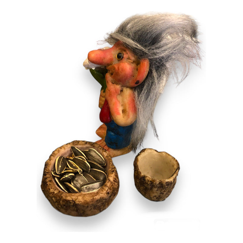 Troll Pure Love + Feeder 11cm National Resin Figure