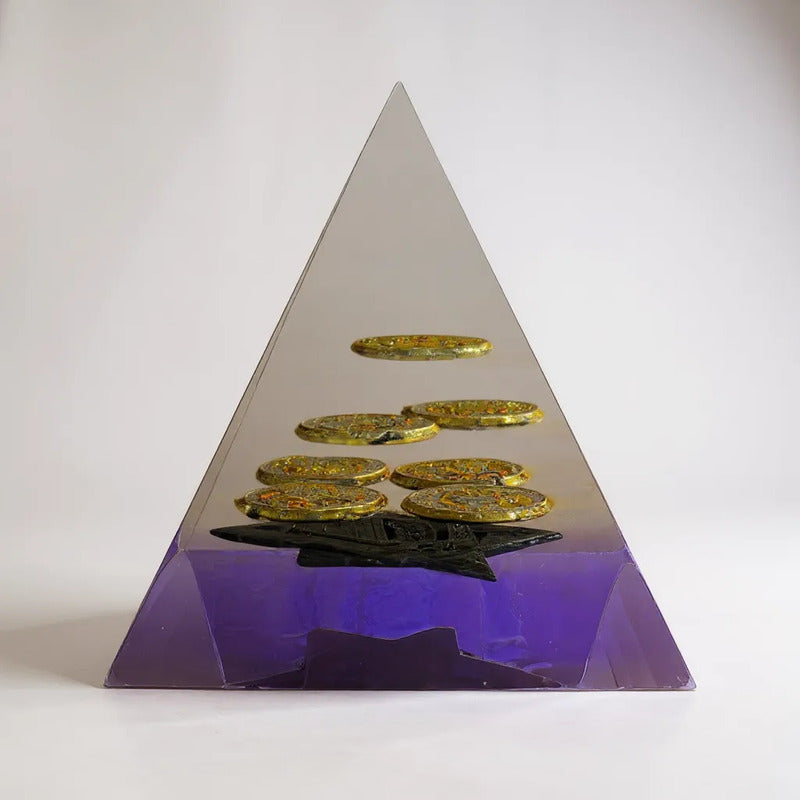 Piramides De Resina Pulida Varios Modelos 8.5x7x7 Cm