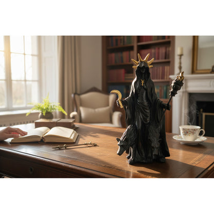 Hecate Estatua De Resina De 16cm De Altura Con Lobos by HEREJE