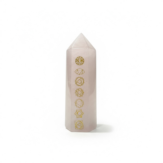 Obelisco De Cuarzo Rosa Con Los Chakras Grabados