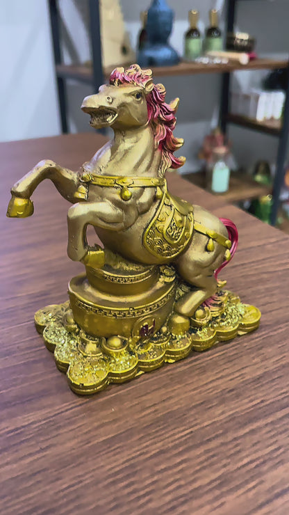 Caballo Del Año Chino Escultura De Resina 12x10x6cm