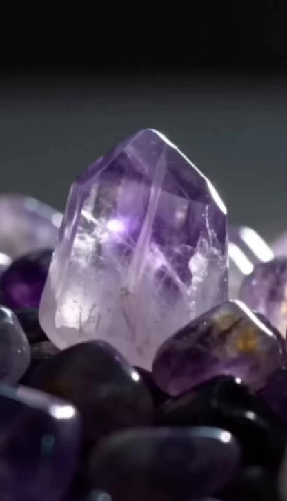 Piedras Semipreciosas Naturales Hereje Peso Variado 200 Gr. Amatista